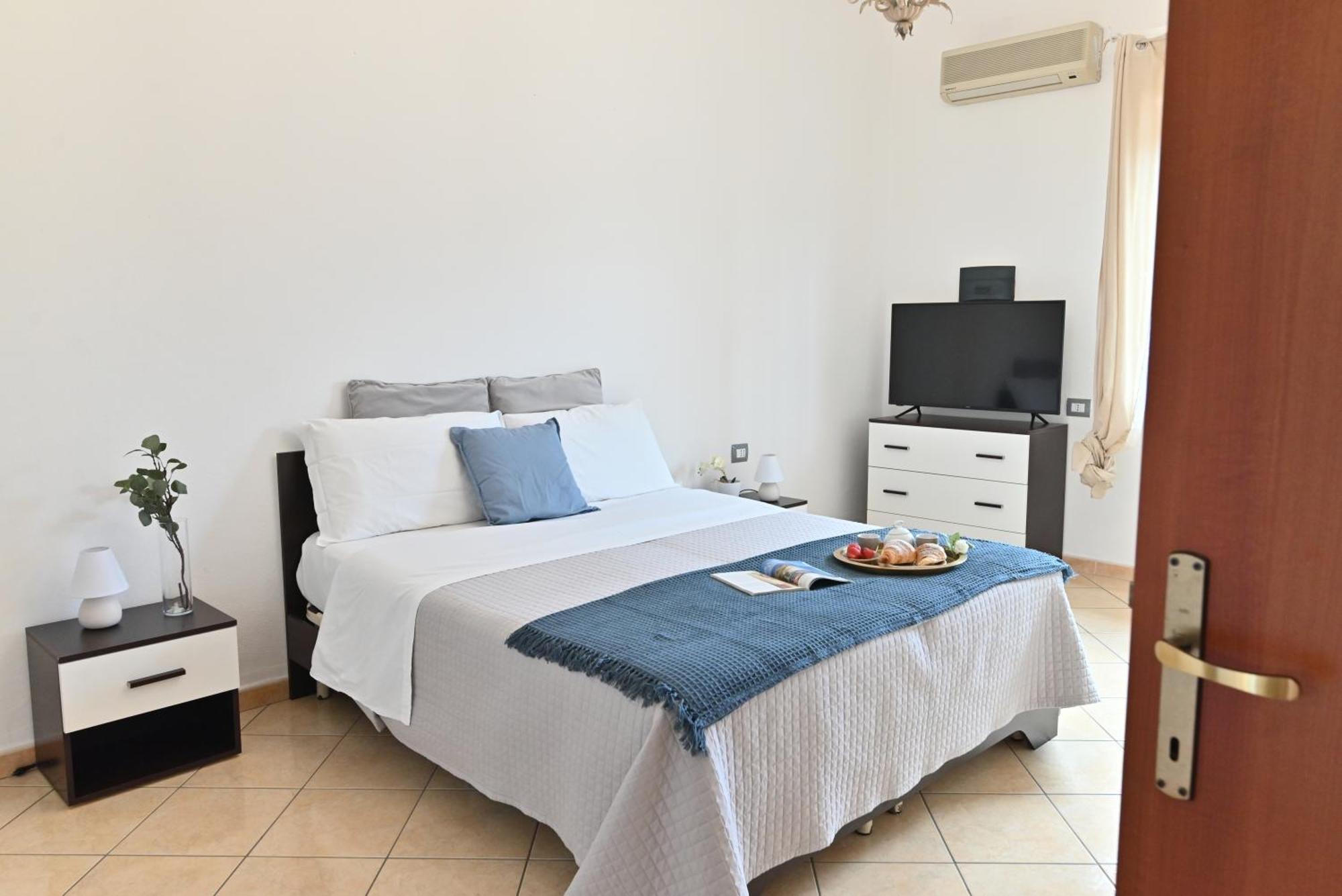 Izzhome Flamingo Pula Bagian luar foto